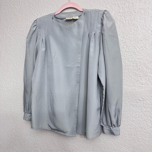 Vintage 80’s Liz Claiborne Silver Gray Padded Shoulder Blouse Size 8 - Picture 2 of 7